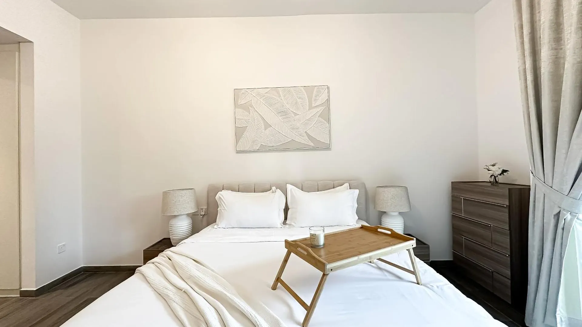 Trophy - The Classic Courtyard 2Bdr Suites In Jvc Dubai