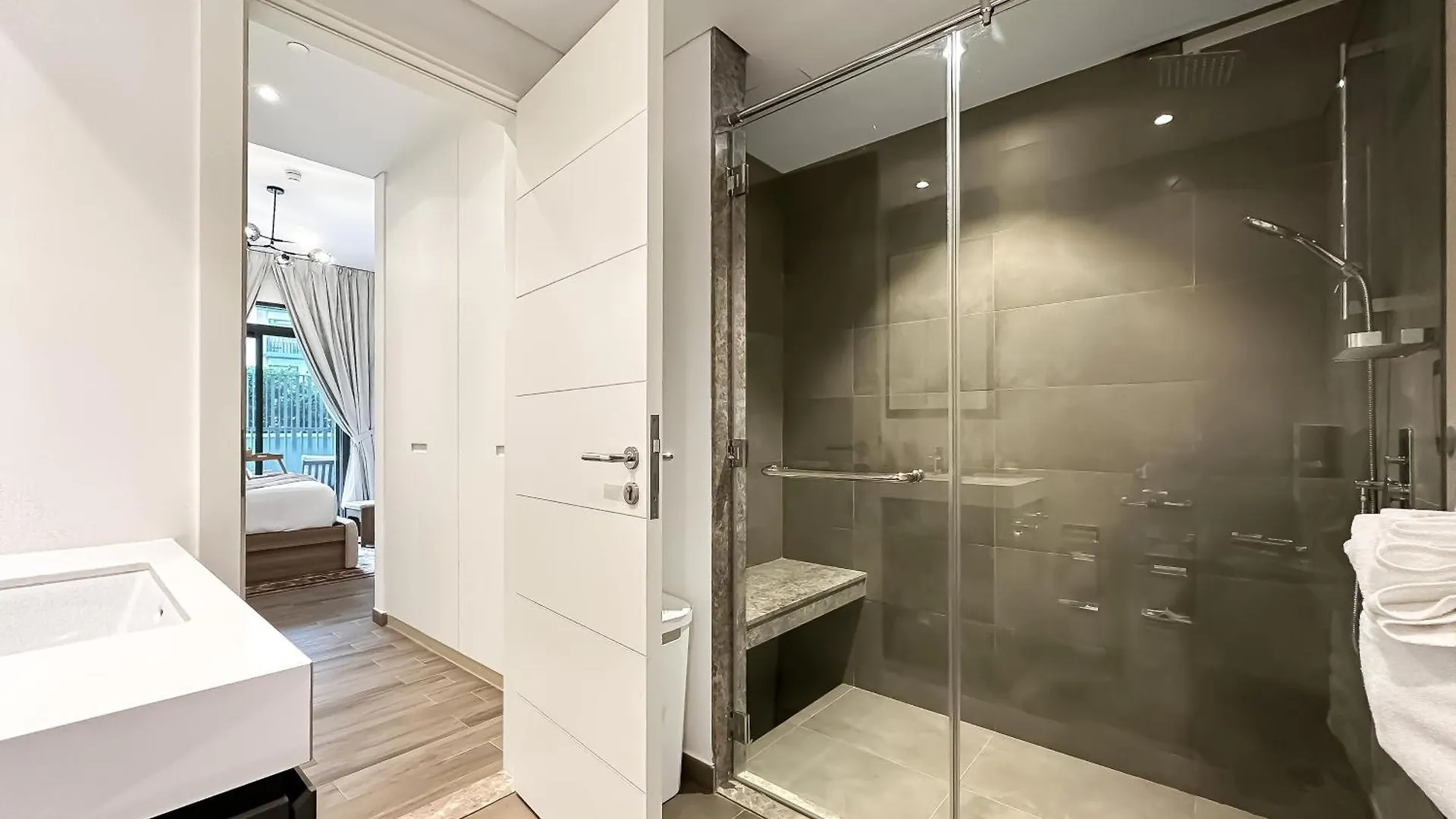 Апартаменты Trophy - The Classic Courtyard 2Bdr Suites In Jvc Дубай