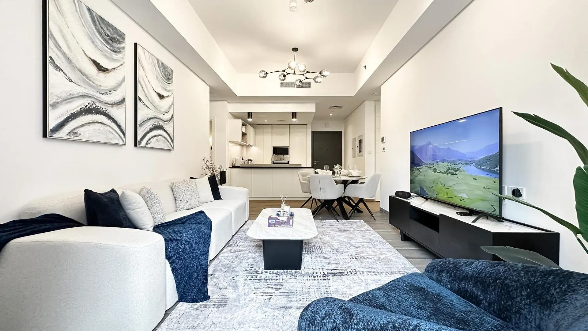 Trophy - The Classic Courtyard 2Bdr Suites In Jvc Дубай Апартаменты